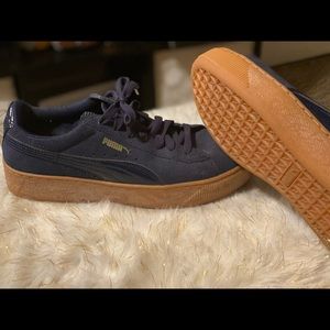 Platform Navy Puma’s
